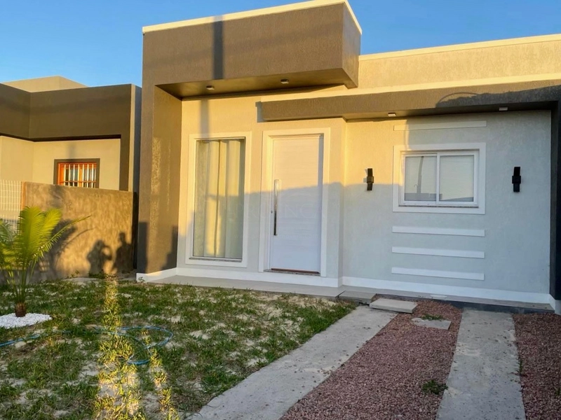 Excelente casa à venda de 02 dormitórios.: 1ª foto da galeria de imagens do imóvel