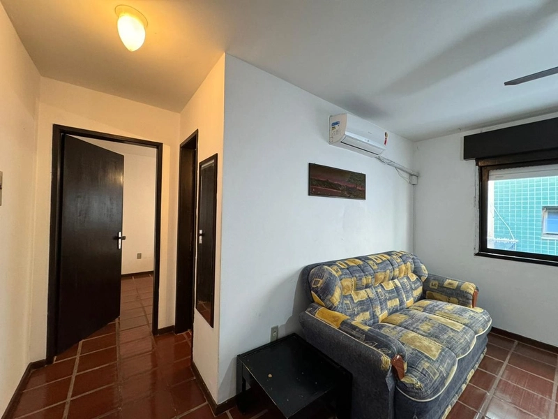 Apartamento de 1 Dormitório com box: 2ª foto da galeria de imagens do imóvel