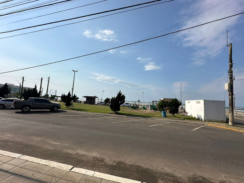 Apartamento à beira mar localizado em frente ao novo calçadão: 3ª foto da galeria de imagens do imóvel
