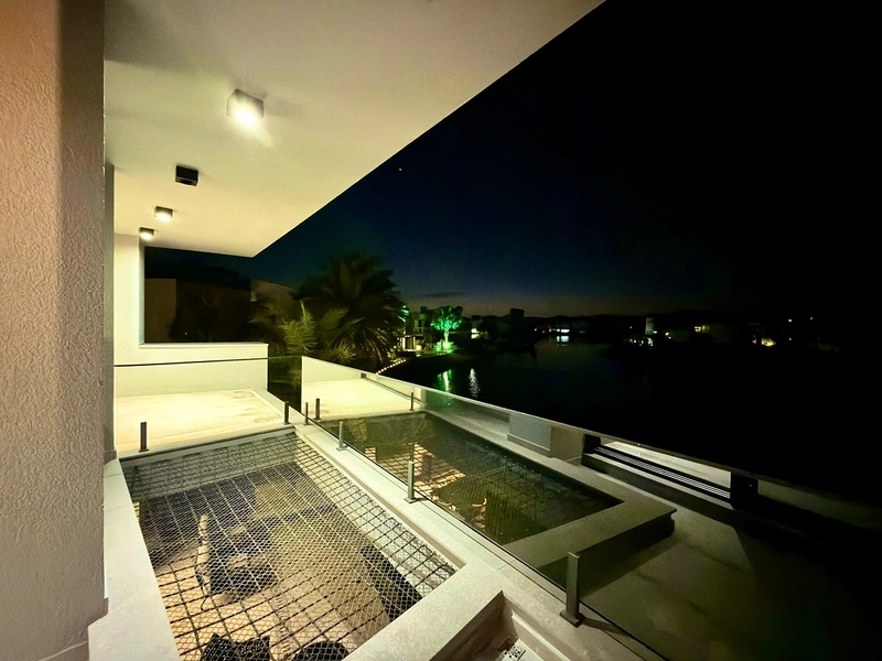 CASA DE LUXO À VENDA EM XANGRI-LÁ! BEIRA-LAGO • 5 SUÍTES • AO LADO DA ÁREA VERDE: 93ª foto da galeria de imagens do imóvel