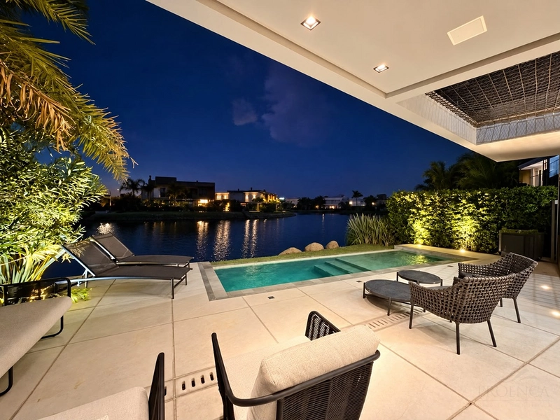 CASA DE LUXO À VENDA EM XANGRI-LÁ! BEIRA-LAGO • 5 SUÍTES • AO LADO DA ÁREA VERDE: 80ª foto da galeria de imagens do imóvel