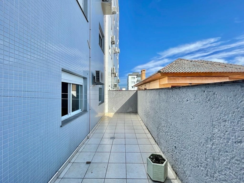 Apartamento com 02 dormitórios no centro de Capão da Canoa.: 8ª foto da galeria de imagens do imóvel