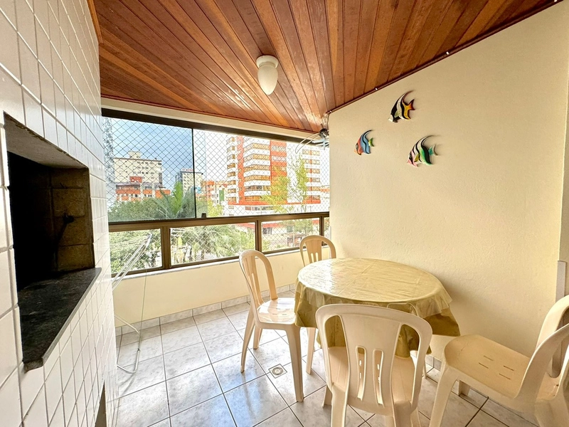 Apartamento 02 dormitórios frente para Praça Flávio Boianovski: 2ª foto da galeria de imagens do imóvel