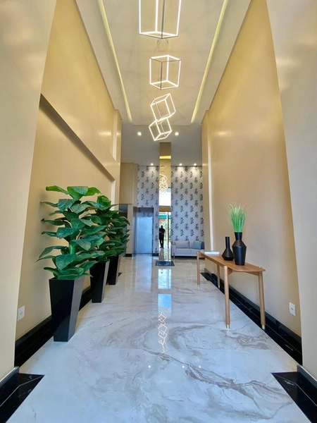 Apartamento Mobiliado com Terraço Apenas a 1 Quadra do Mar: 15ª foto da galeria de imagens do imóvel
