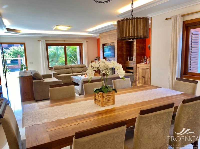 Casa mobiliada e decorada, a poucos metros do mar: 8ª foto da galeria de imagens do imóvel