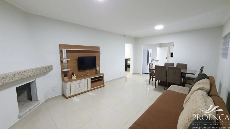 Excelente Casa Térrea sendo 4 Dormitórios, 2 suítes, a próximo do Mar.: 5ª foto da galeria de imagens do imóvel