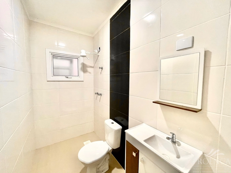 Linda casa geminada: 10ª foto da galeria de imagens do imóvel