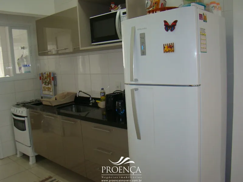 Apartamento de frente, 2 dormitórios sendo 1 suíte.: 2ª foto da galeria de imagens do imóvel