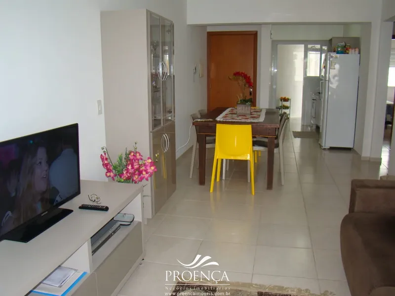 Apartamento de frente, 2 dormitórios sendo 1 suíte.: 1ª foto da galeria de imagens do imóvel