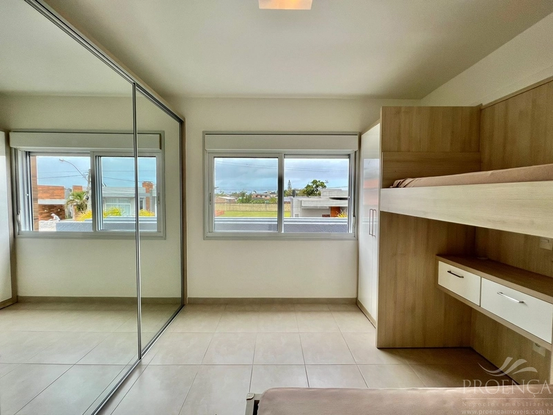 Sobrado Mobiliado com Piscina.: 24ª foto da galeria de imagens do imóvel