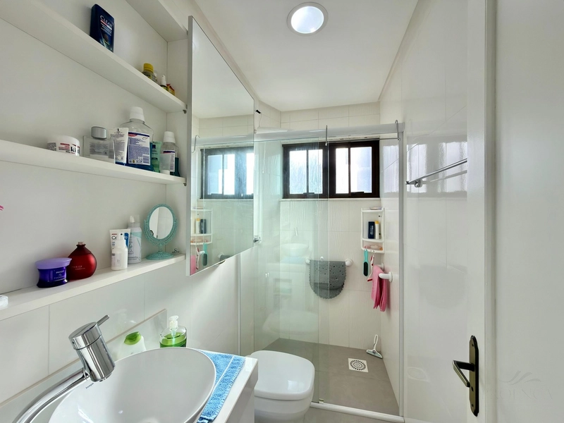 APARTAMENTO À BEIRA MAR CAPÃO DA CANOA: 2ª foto da galeria de imagens do imóvel