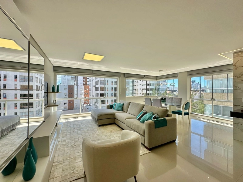 Apartamento 3 dormitórios no Centro de Capão da Canoa: 1ª foto da galeria de imagens do imóvel