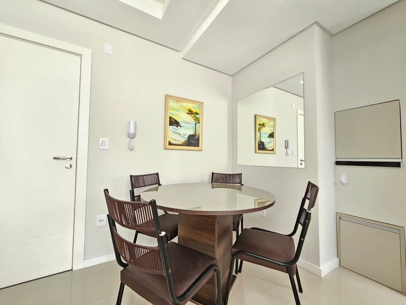 Apartamento 2 dormitórios ao lado da Praça Flávio Boianovski: 5ª foto da galeria de imagens do imóvel