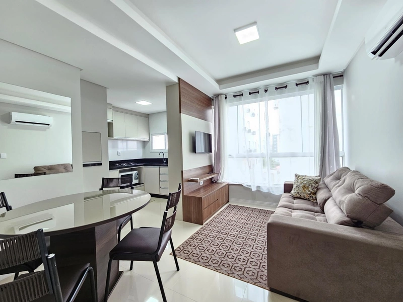 Apartamento 2 dormitórios ao lado da Praça Flávio Boianovski: 3ª foto da galeria de imagens do imóvel