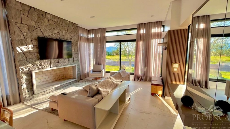 Casa em Condomínio em XANGRI-LÁ com 4 suítes - Riviera: 8ª foto da galeria de imagens do imóvel