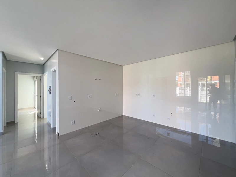 Casa nova em zona nobre de Capão !: 4ª foto da galeria de imagens do imóvel