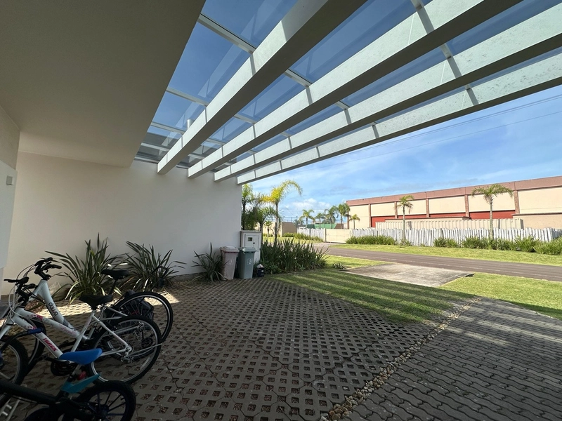 Excelente Casa térrea à venda no Condomínio Riveira Xangri-lá: 3ª foto da galeria de imagens do imóvel