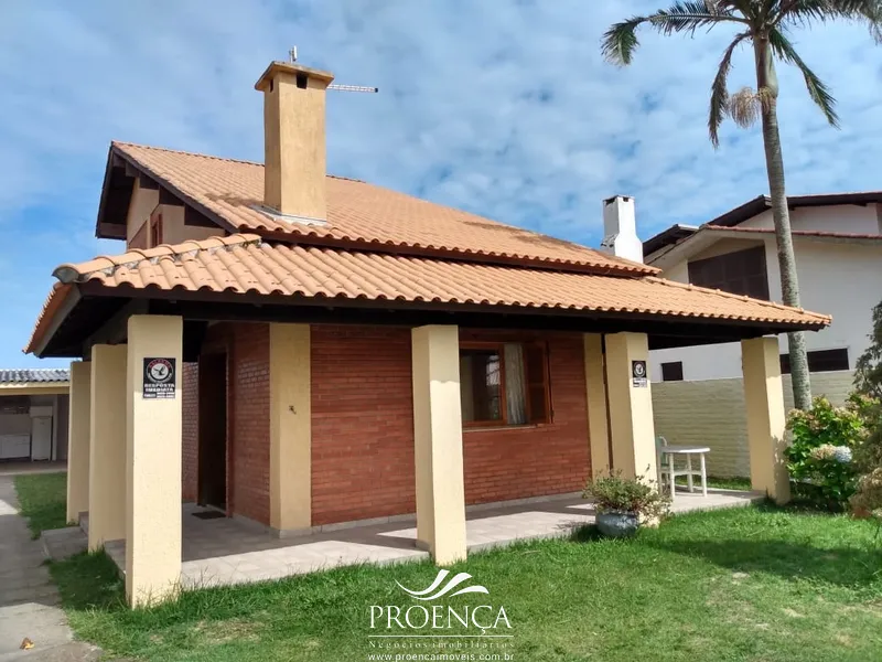Casa  03 Dormitórios,  02 banheiros, 04 quadras do mar para Temporada: 22ª foto da galeria de imagens do imóvel