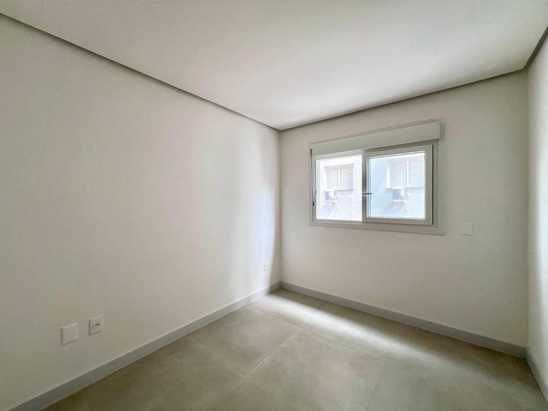 Apartamento de 3 Dormitórios com 3 suites   ( Bairro Navegantes ): 5ª foto da galeria de imagens do imóvel