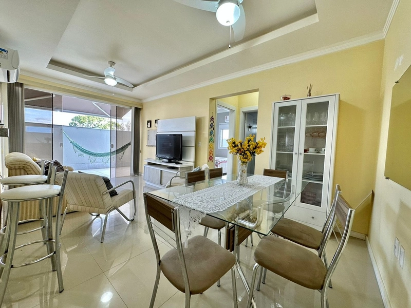 Apartamento 02 dormitórios amplo Terraço em Capão da Canoa: 2ª foto da galeria de imagens do imóvel
