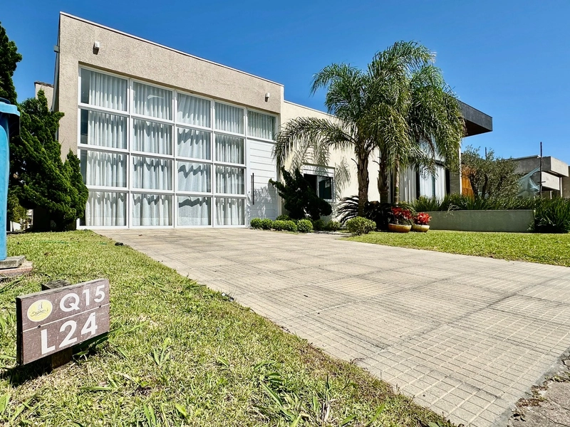 Casa Térrea com 3 suítes à venda no condomínio Dubai Resort.: 2ª foto da galeria de imagens do imóvel