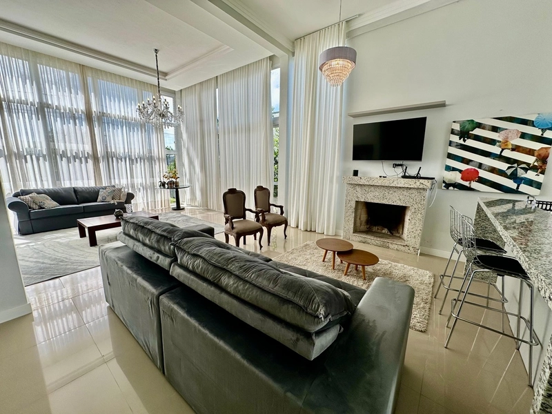 Casa Térrea com 3 suítes à venda no condomínio Dubai Resort.: 5ª foto da galeria de imagens do imóvel