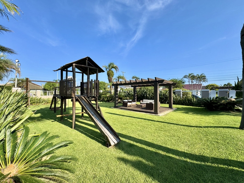 CASA TÉRREA EM REGIÃO NOBRE DE XANGRI-LÁ!: 27ª foto da galeria de imagens do imóvel