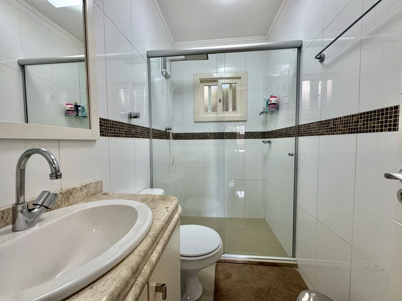 CASA TÉRREA EM REGIÃO NOBRE DE XANGRI-LÁ!: 18ª foto da galeria de imagens do imóvel