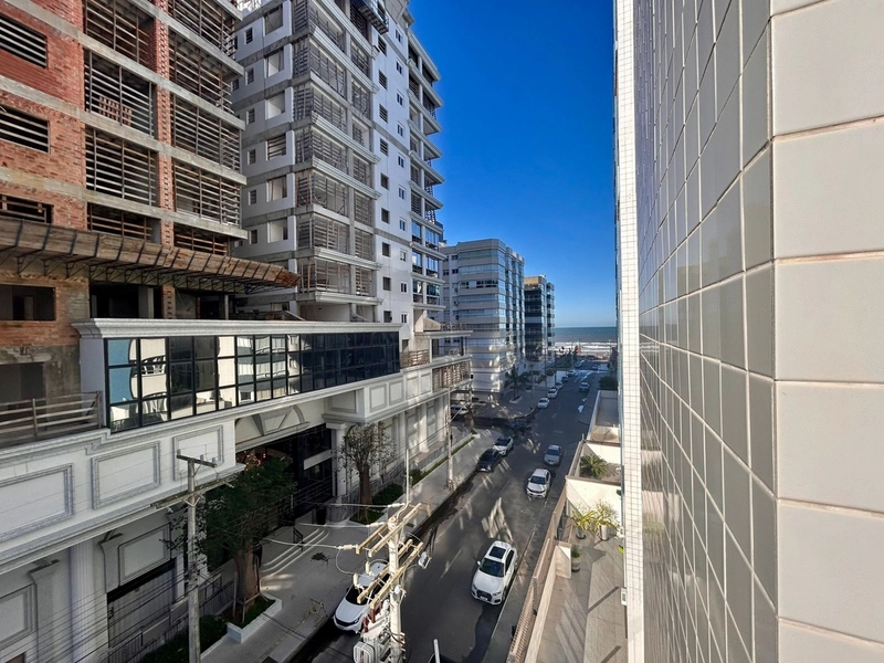 APARTAMENTO 2 QUARTOS VISTA PRO MAR E PRAÇA: 1ª foto da galeria de imagens do imóvel