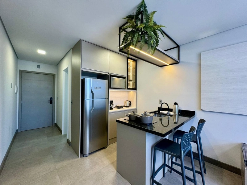 LOFT MOBILIADO E DECORADO EM ATLÂNTIDA: 4ª foto da galeria de imagens do imóvel
