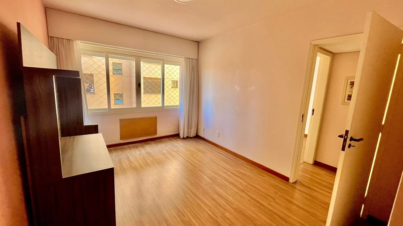 Apartamento 01 Dormitórios à venda , Petrópolis, Porto Alegre.: 1ª foto da galeria de imagens do imóvel