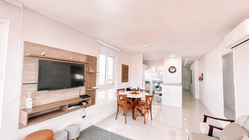 APARTAMENTO COM VISTA PARA O MAR EM CAPÃO DA CANOA: 2ª foto da galeria de imagens do imóvel
