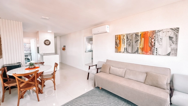 APARTAMENTO COM VISTA PARA O MAR EM CAPÃO DA CANOA: 1ª foto da galeria de imagens do imóvel