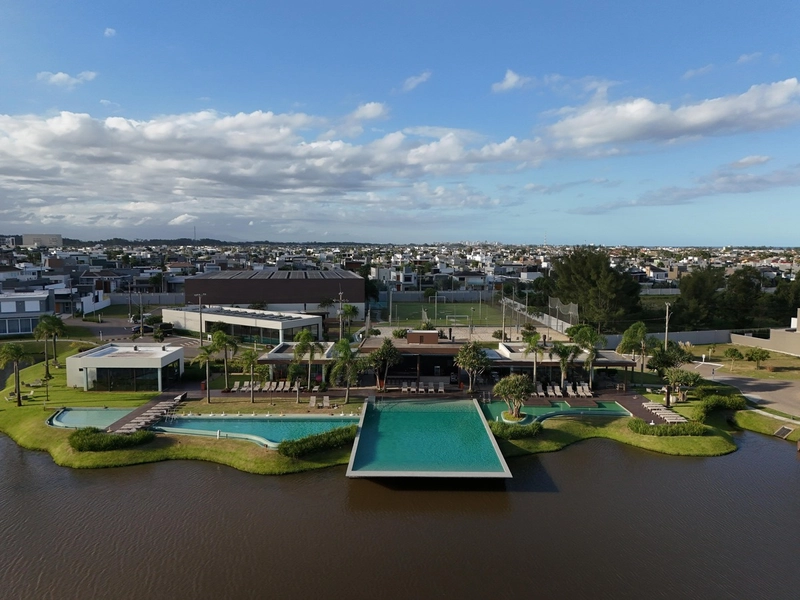 Terrenos dentro de condomínio com 495m²  Blue Centro Xangrilá: 4ª foto da galeria de imagens do imóvel