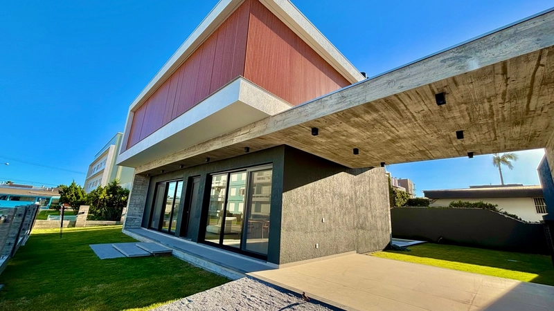 Casa à venda 4 suítes,  Atlântida Xangrila: 2ª foto da galeria de imagens do imóvel