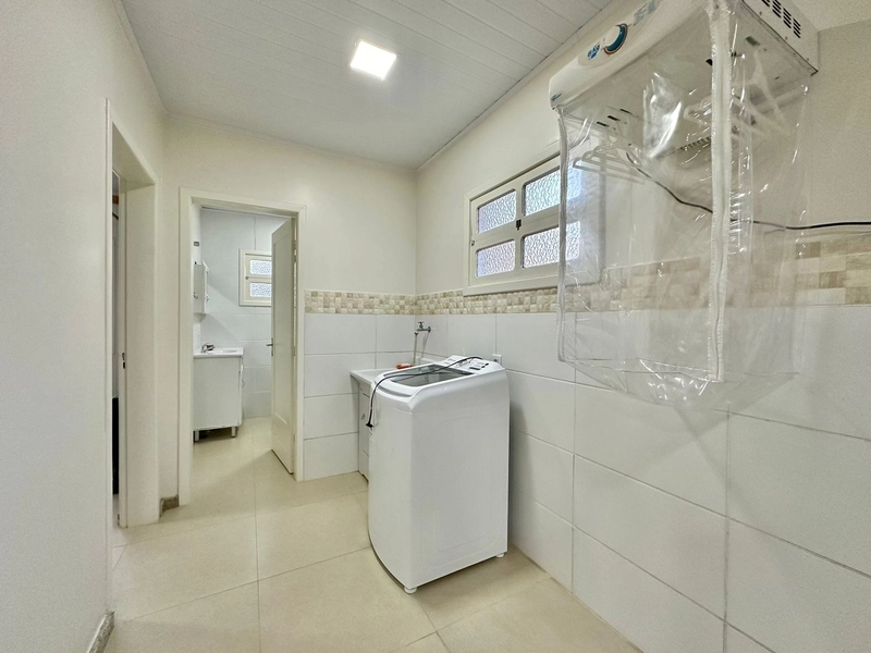 Casa 3 Dormitórios com suíte Com piscina  Capão Novo: 9ª foto da galeria de imagens do imóvel