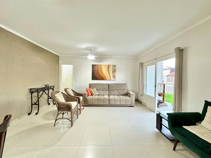 Casa 3 Dormitórios com suíte Com piscina  Capão Novo: 13ª foto da galeria de imagens do imóvel