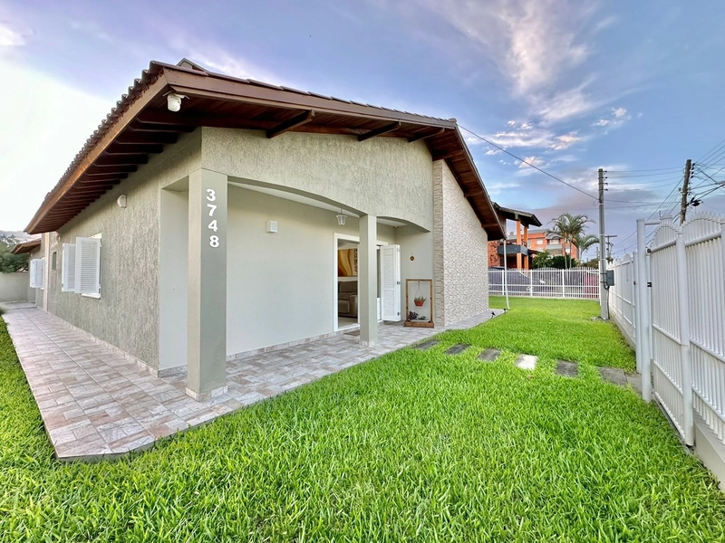 Casa 3 Dormitórios com suíte Com piscina  Capão Novo: 14ª foto da galeria de imagens do imóvel
