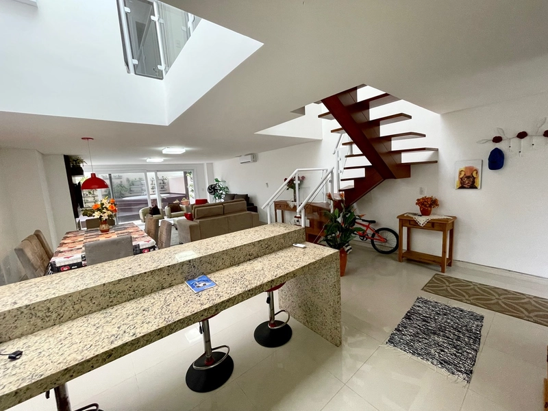 Casa em condomínio fechado a beira mar no centro de Atlântida: 11ª foto da galeria de imagens do imóvel