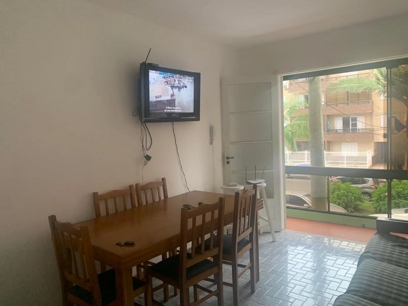 Apartamento 2 dormitórios c/ box,  centro de Capão a 50 metros do mar.: 2ª foto da galeria de imagens do imóvel
