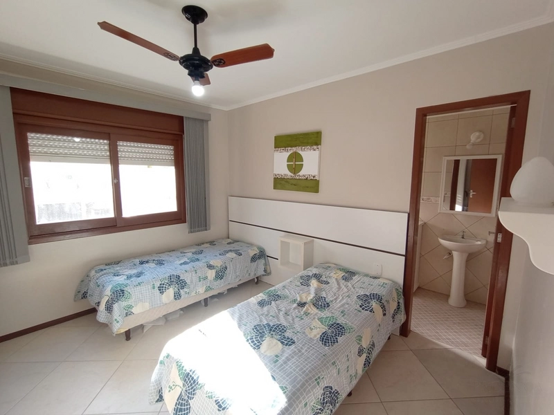 APARTAMENTO 2 DORMITÓRIOS C/ DEPENDêNCIA NA ZONA NOVA!: 1ª foto da galeria de imagens do imóvel