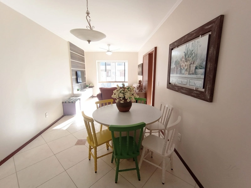 APARTAMENTO 2 DORMITÓRIOS C/ DEPENDêNCIA NA ZONA NOVA!: 3ª foto da galeria de imagens do imóvel