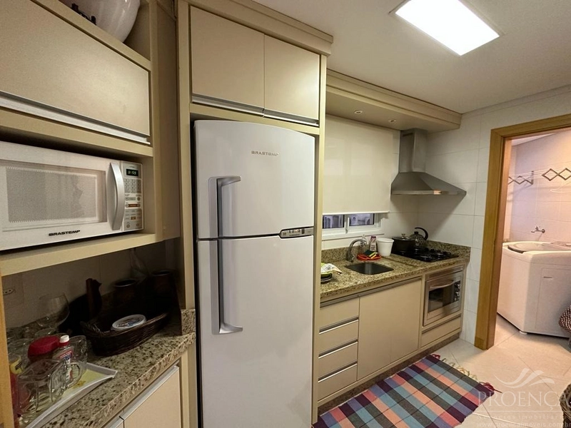 Apartamento com dois dormitórios, sacada de frente em Capão Da Canoa.: 18ª foto da galeria de imagens do imóvel