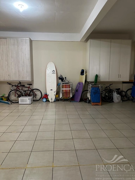 Apartamento com dois dormitórios, sacada de frente em Capão Da Canoa.: 30ª foto da galeria de imagens do imóvel
