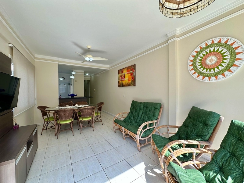 APARTAMENTO À VENDA COM VISTA PARA O MAR: 3ª foto da galeria de imagens do imóvel