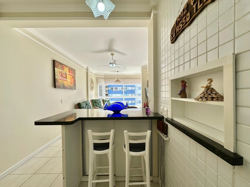 APARTAMENTO À VENDA COM VISTA PARA O MAR: 7ª foto da galeria de imagens do imóvel