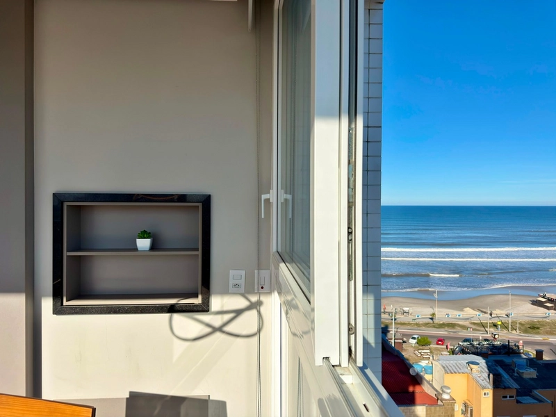APARTAMENTO COM VISTA MAR AO LADO DA PRAÇA FLÁVIO BOIANOVSKI A UMA QUA: 13ª foto da galeria de imagens do imóvel
