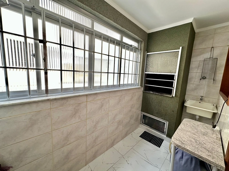 Apartamento de 1 dormitório com box, no Centro de Capão da Canoa.: 3ª foto da galeria de imagens do imóvel