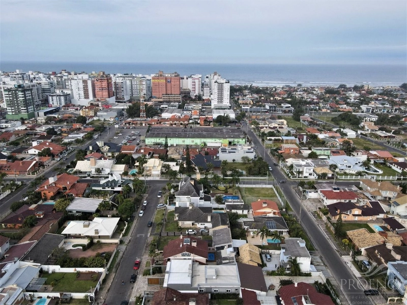 Casa térrea 3 suítes Bairro Girassol em Capão da Canoa: 16ª foto da galeria de imagens do imóvel