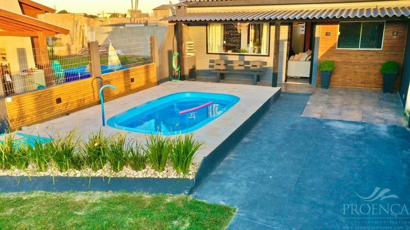 Casa 3 Dorm à venda em Capao da Canoa, Jardim Beira Mar: 2ª foto da galeria de imagens do imóvel